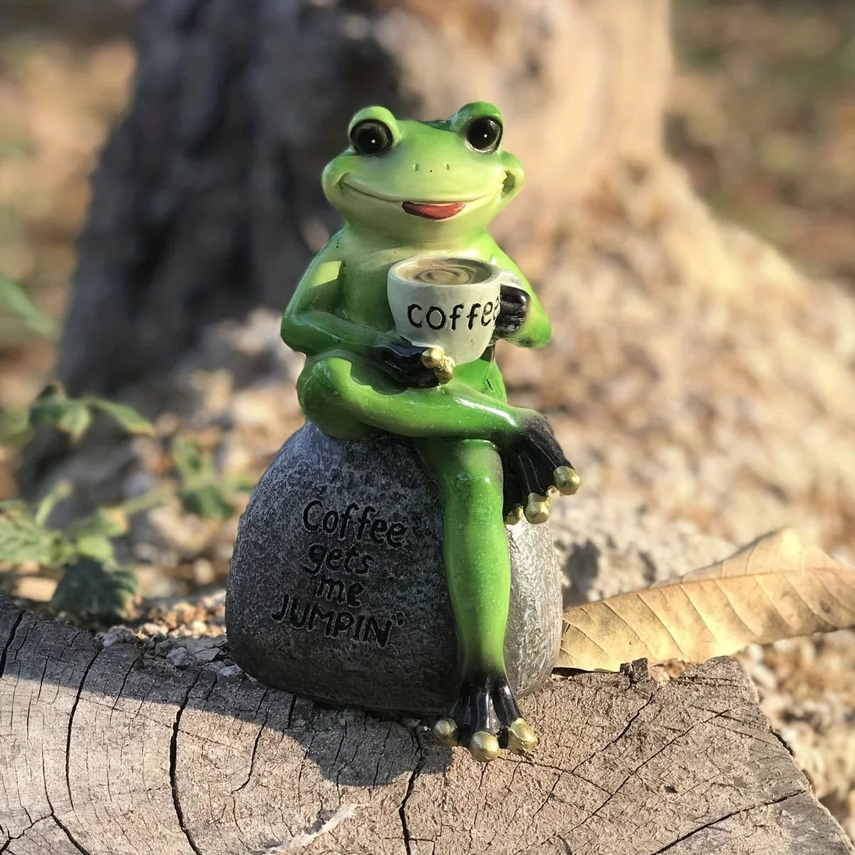 Animal frog statue